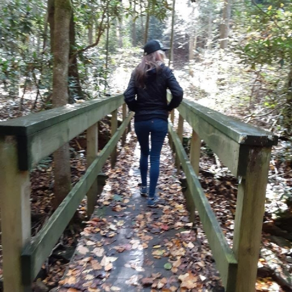 Meet your Posher, Tina - Picture 5 of 8